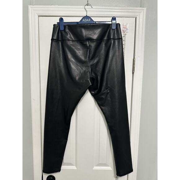 HOLLISTER faux leather fleece lined Pant leggings black XL - Picture 5 of 12